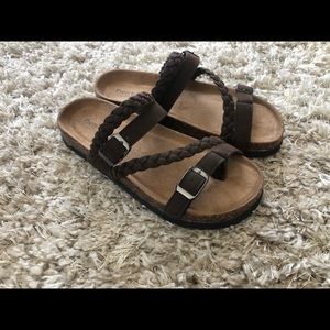 Outwoods Pierre Dumas sandals